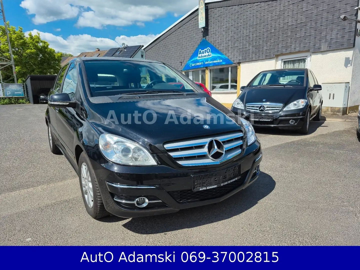Mercedes-Benz B 180 Autotr 2.Hand Aktiver Parkassistent 70tkm Noir - 1