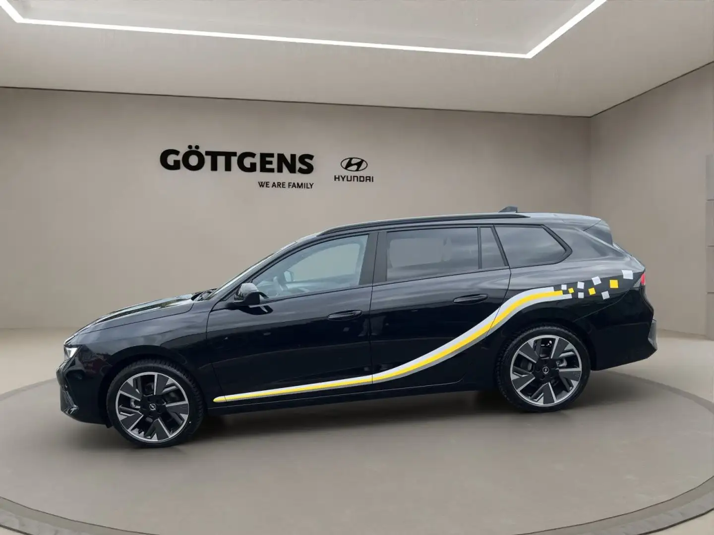 Opel Astra Sports Tourer Electric Basis  LED NAVI KAMER Schwarz - 2