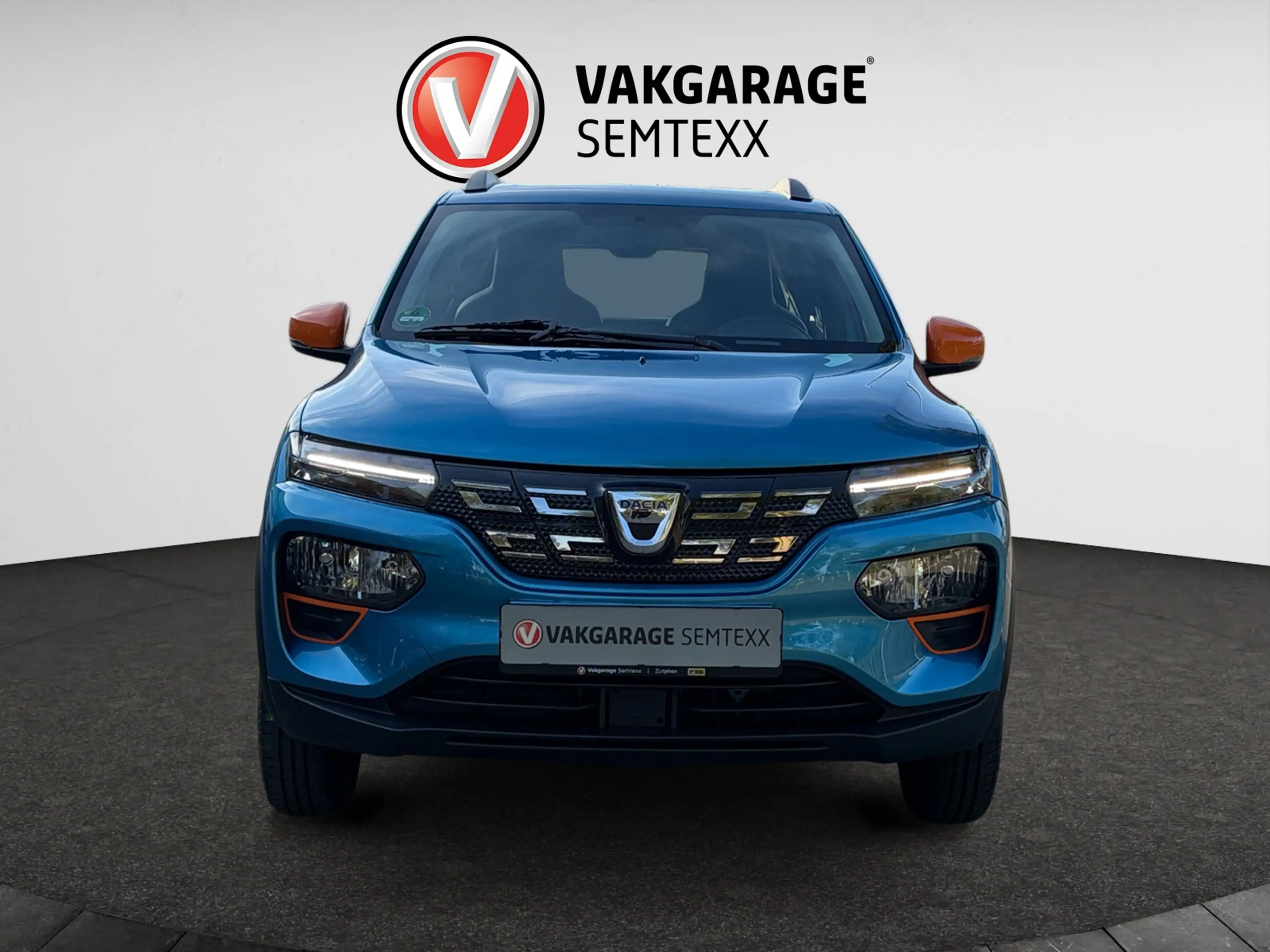 Dacia Spring Comfort Plus (Orange Pack) 27 kWh | Automaat | Air — photo 11