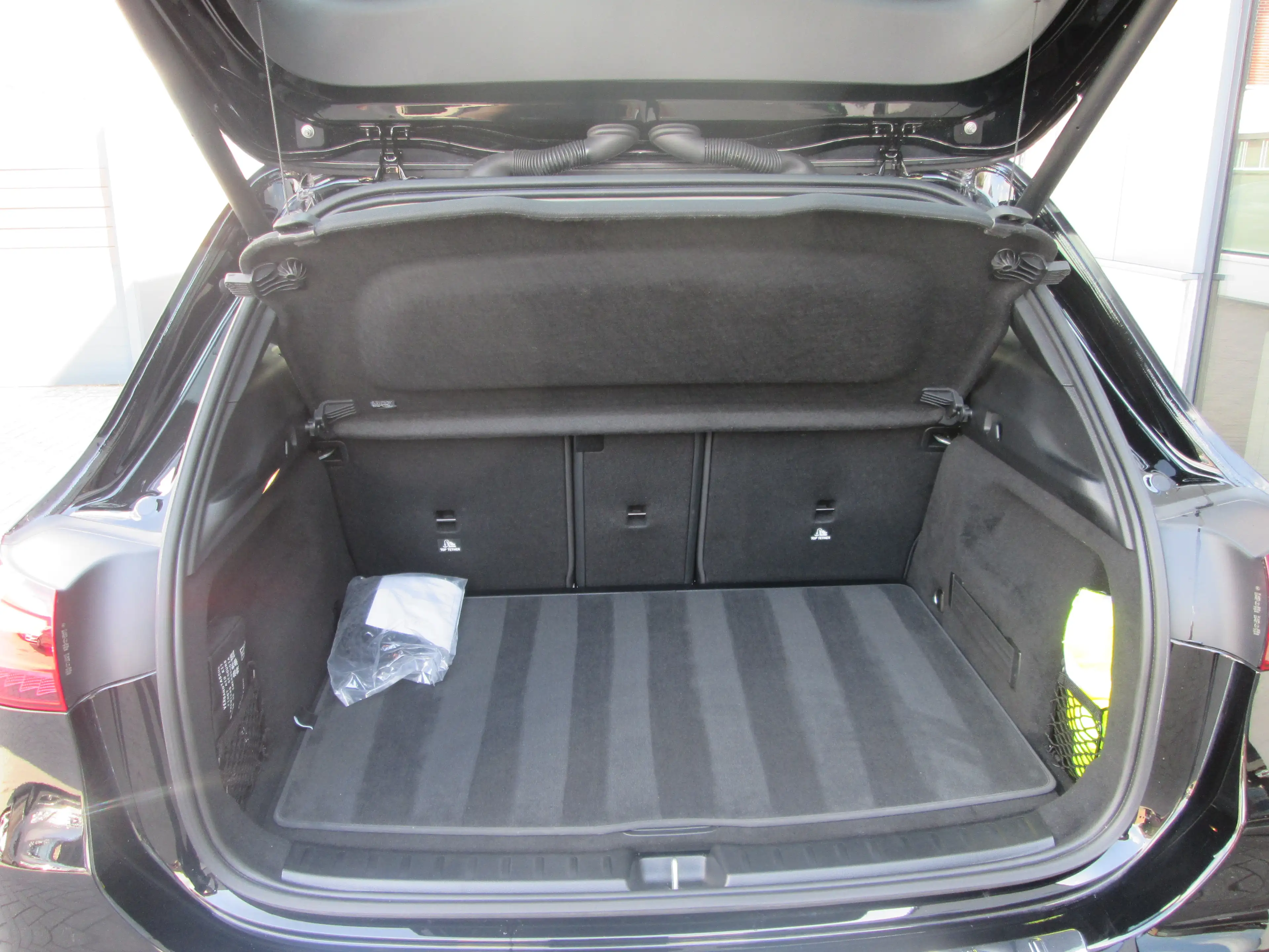 Mercedes-Benz GLA 200 DISTRONIC MEMORY — photo 7