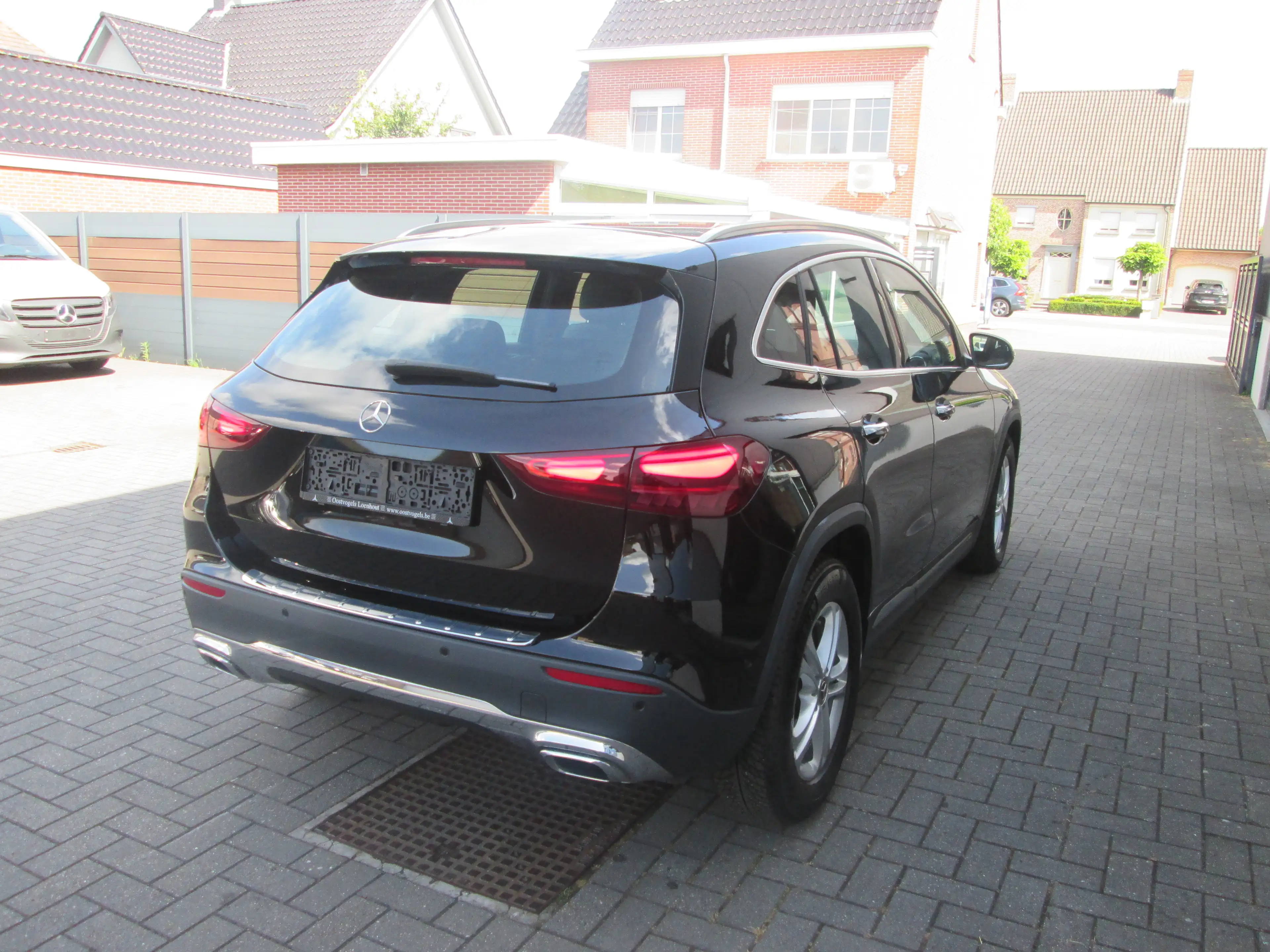 Mercedes-Benz GLA 200 DISTRONIC MEMORY — photo 3