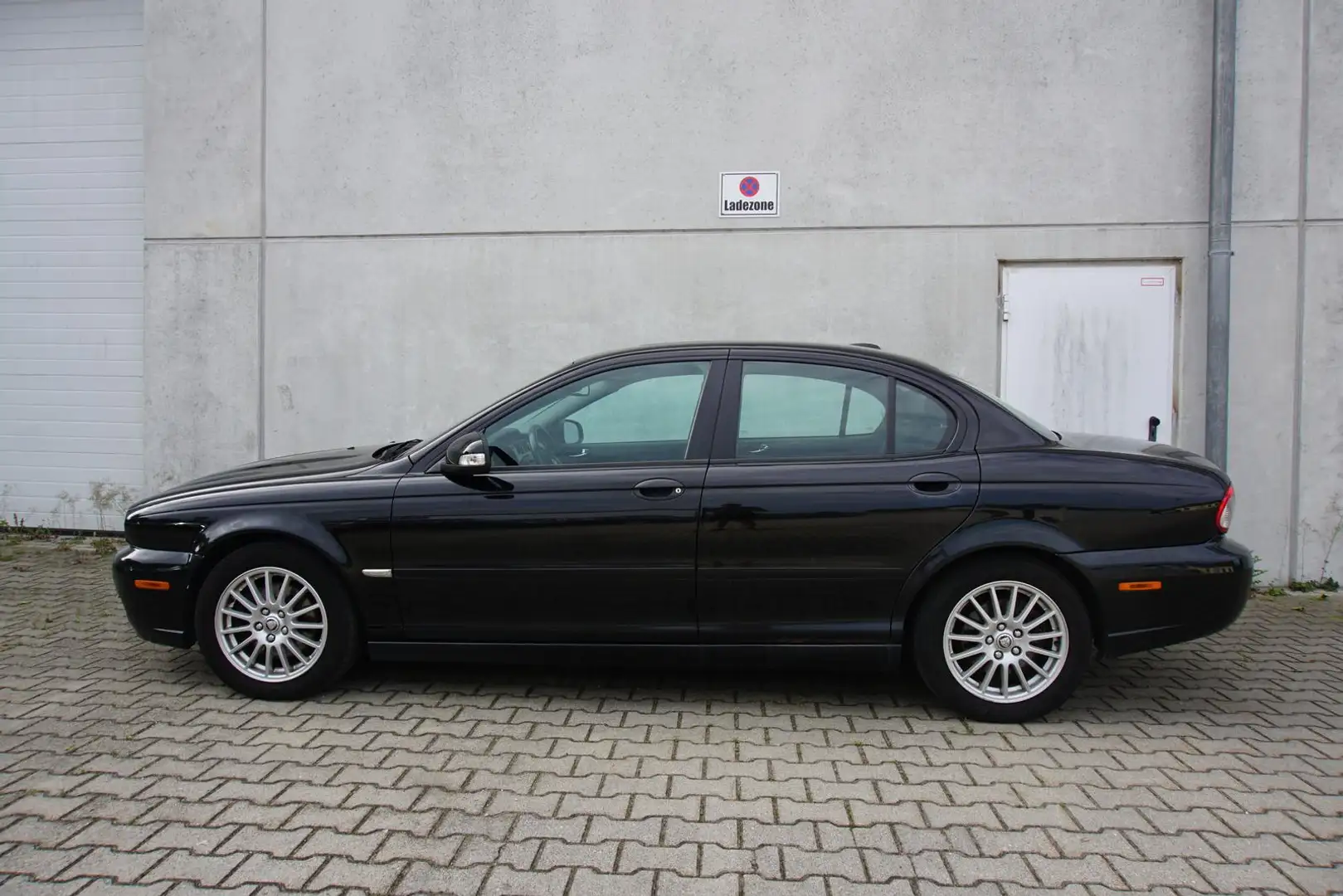 Jaguar X-Type 2.2d Navi AHK Pano PDC Xenon Tüv Neu Schwarz - 2