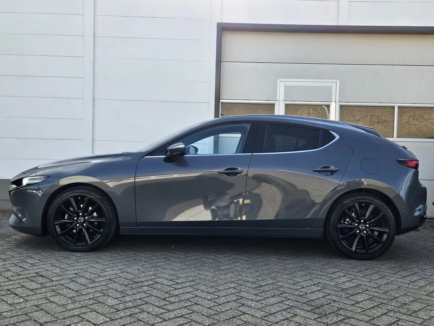 Mazda 3 2.0 e-SkyActiv-X M Hybrid 180 Luxury / Automaat! Grigio - 2