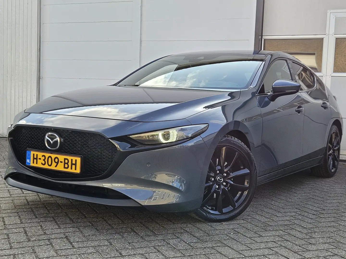 Mazda 3 2.0 e-SkyActiv-X M Hybrid 180 Luxury / Automaat! Grigio - 1