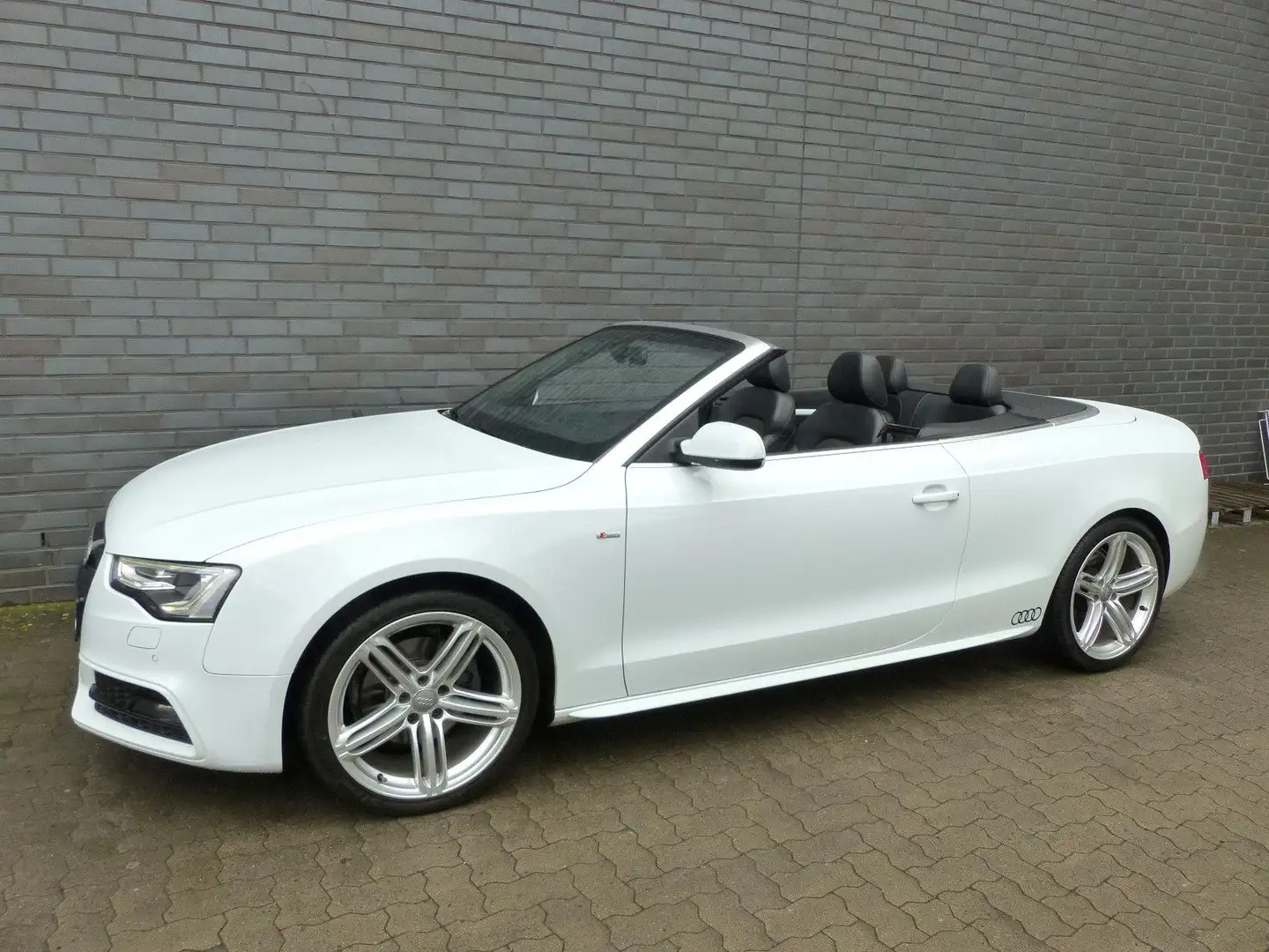 Audi A5 Cabriolet 1.8 TFSI S-Line/Navi/Xenon/Leder Weiß - 1