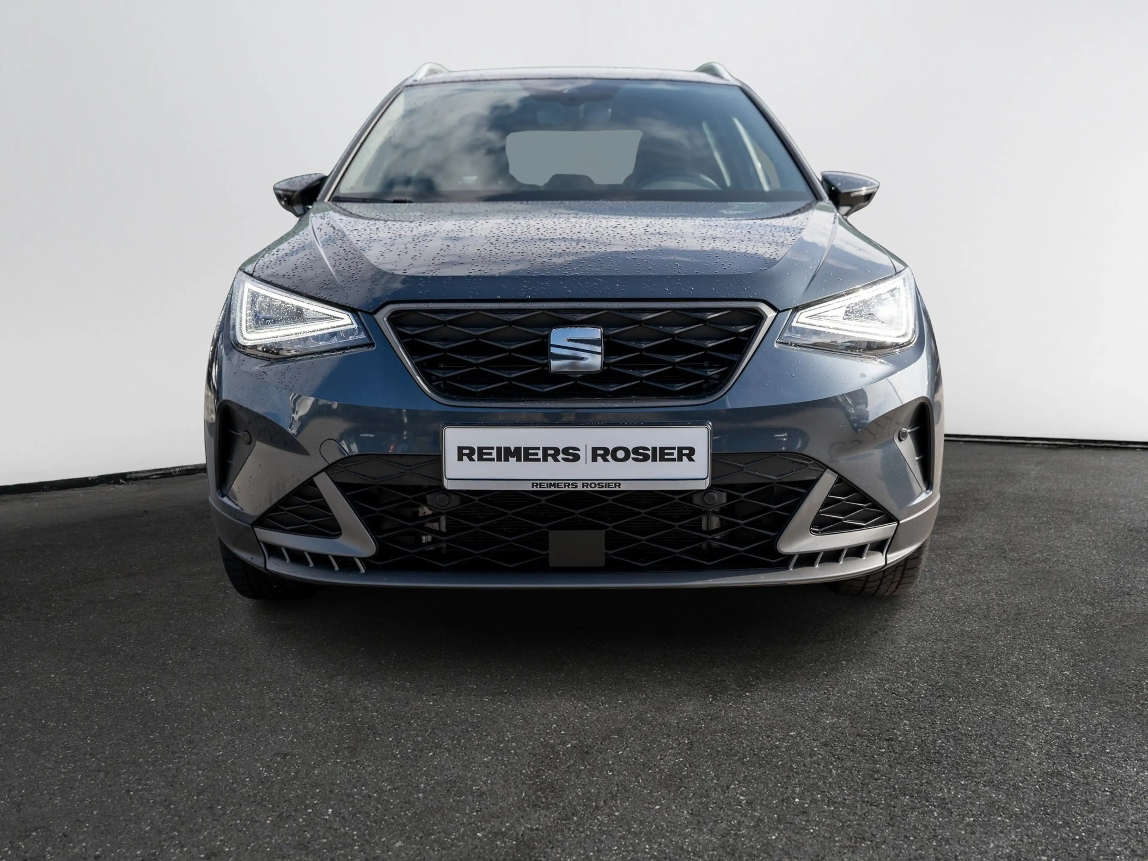 SEAT Arona FR 1.0 TSI DSG Kam. Navi Virtual ACC LED — photo 3