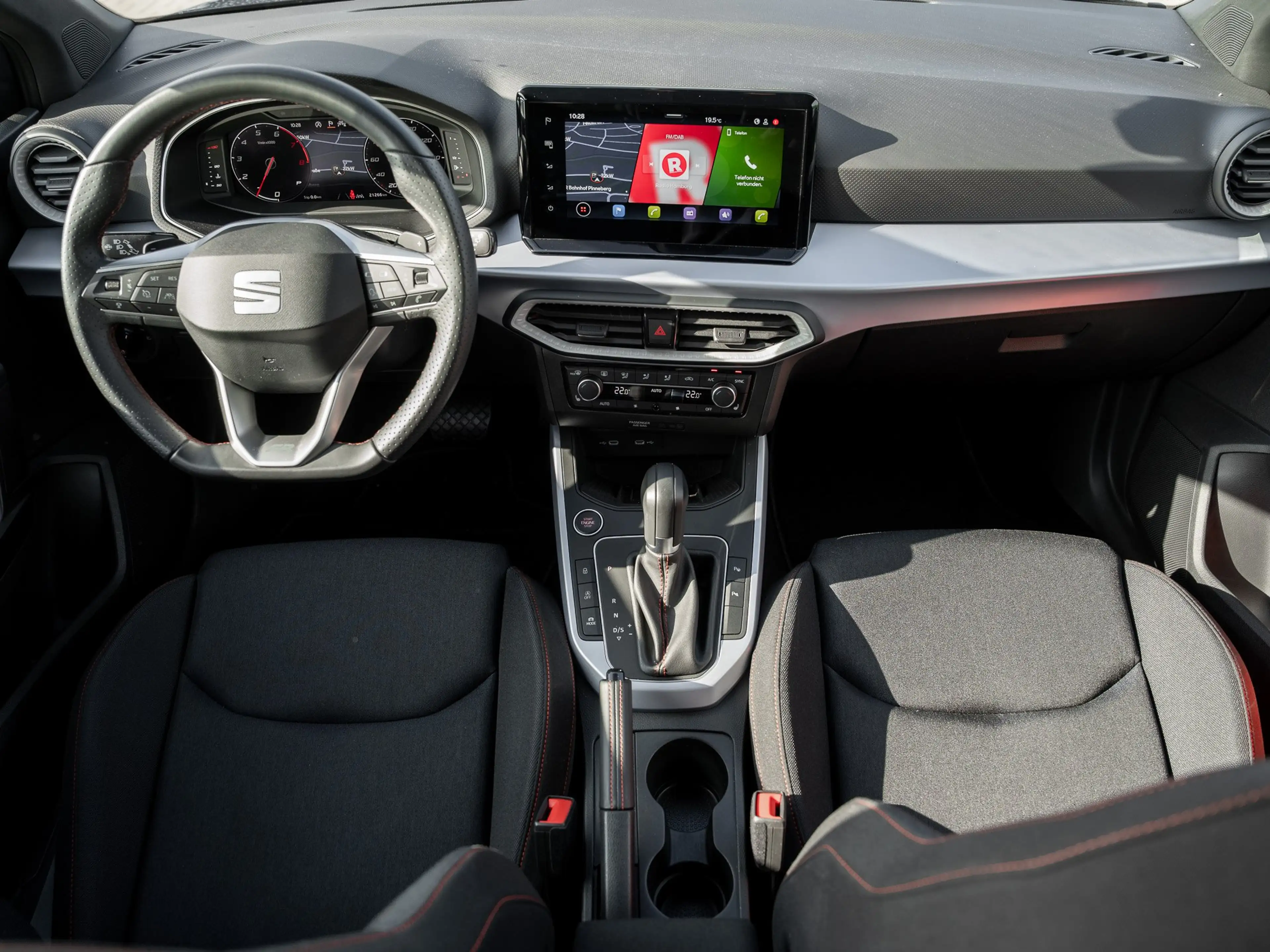 SEAT Arona FR 1.0 TSI DSG Kam. Navi Virtual ACC LED — photo 9