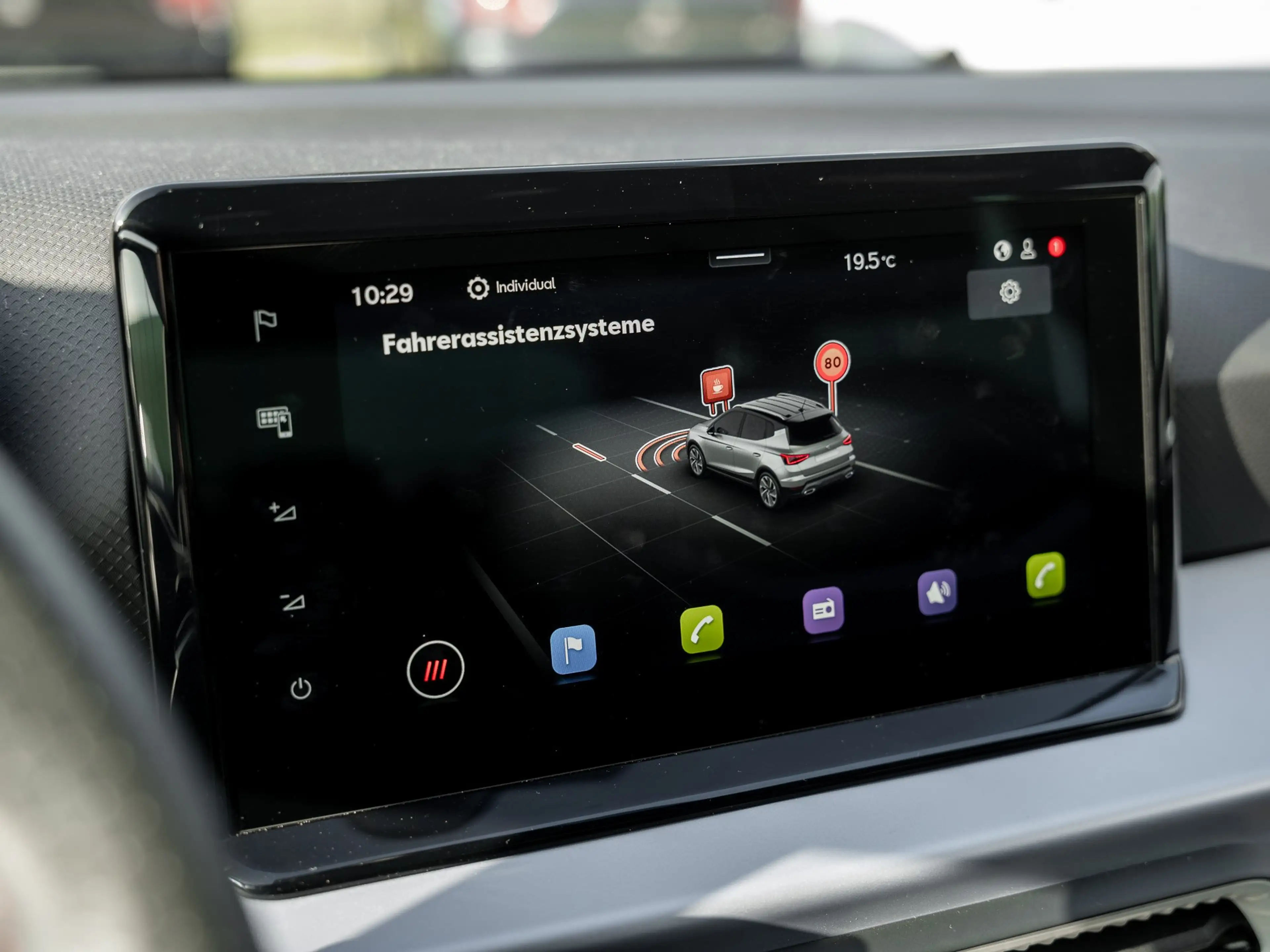 SEAT Arona FR 1.0 TSI DSG Kam. Navi Virtual ACC LED — photo 15