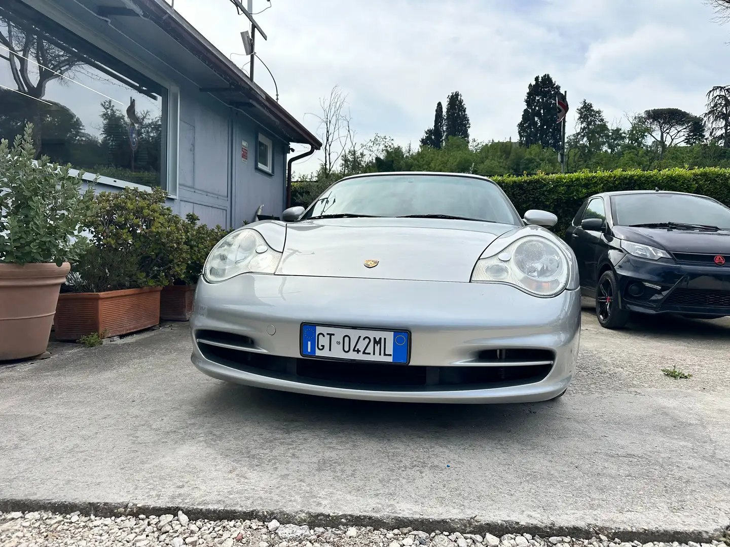 Porsche 911 Coupe 3.6 Carrera 4 320cv ASI Zilver - 2