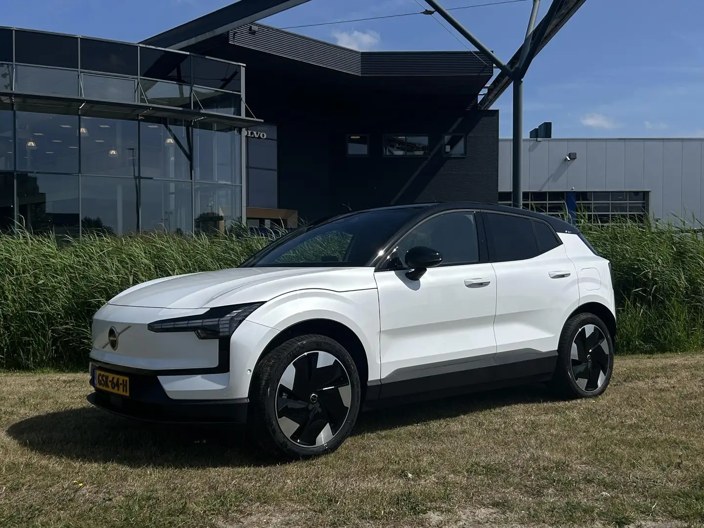 Volvo EX30 SINGLE MOTOR EXTENDED RANGE ULTRA 69 kWh -PANO.DAK Wit - 1
