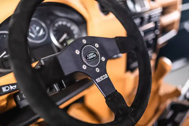 Land Rover Defender view 11