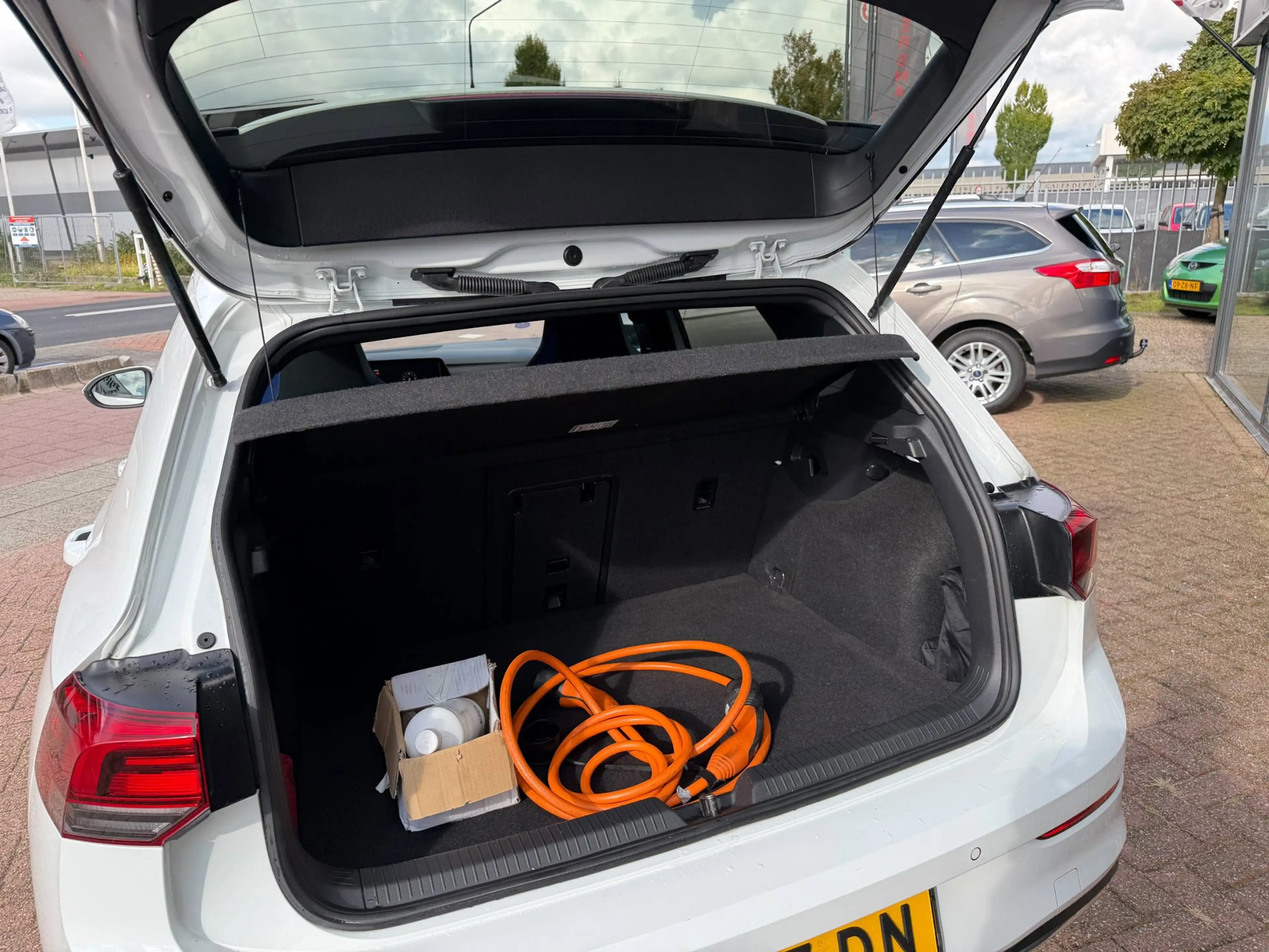 Volkswagen Golf GTE 1.4 eHybrid AUT|NAV|ACC|Stoelvw|DealerOH — photo 9