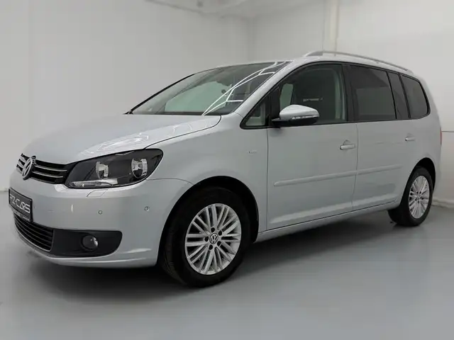 Volkswagen Touran DSG 7-Sitze|Navi|PDC|Standhz|Sitzhz|Tempo