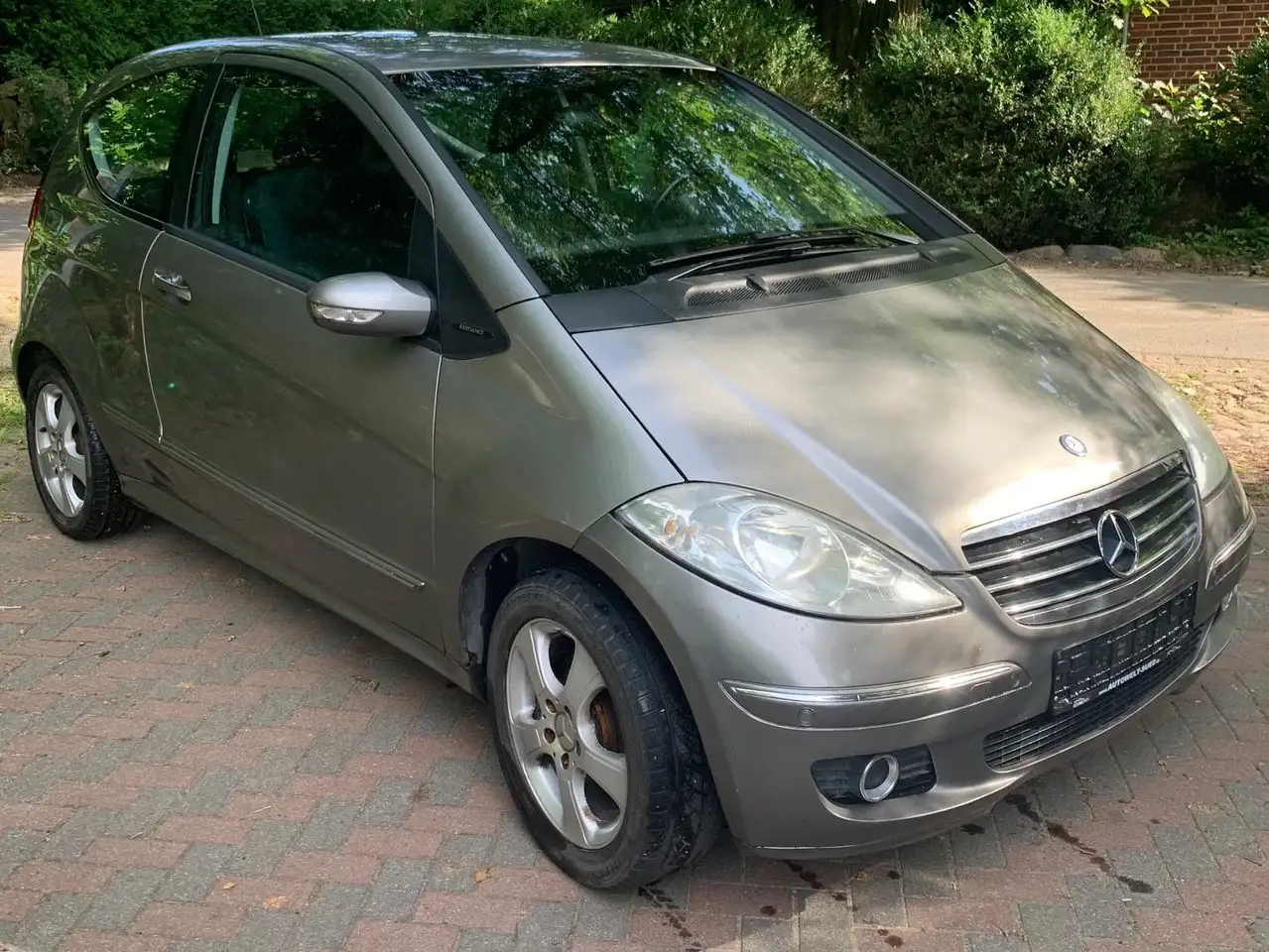 Mercedes-Benz A 200