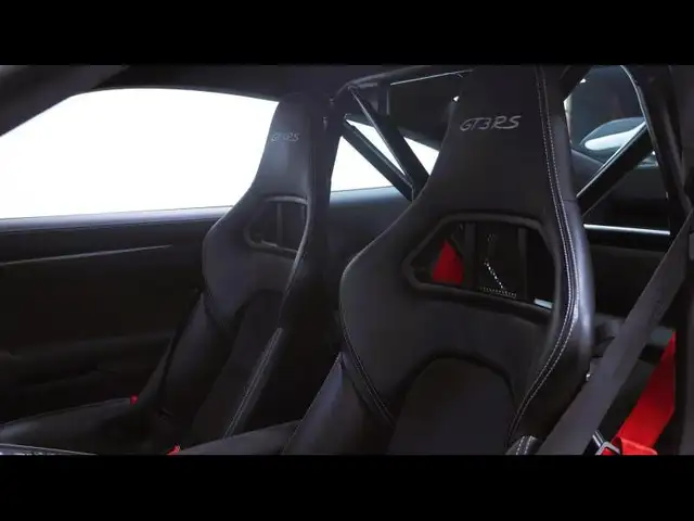 Porsche 911 view 13