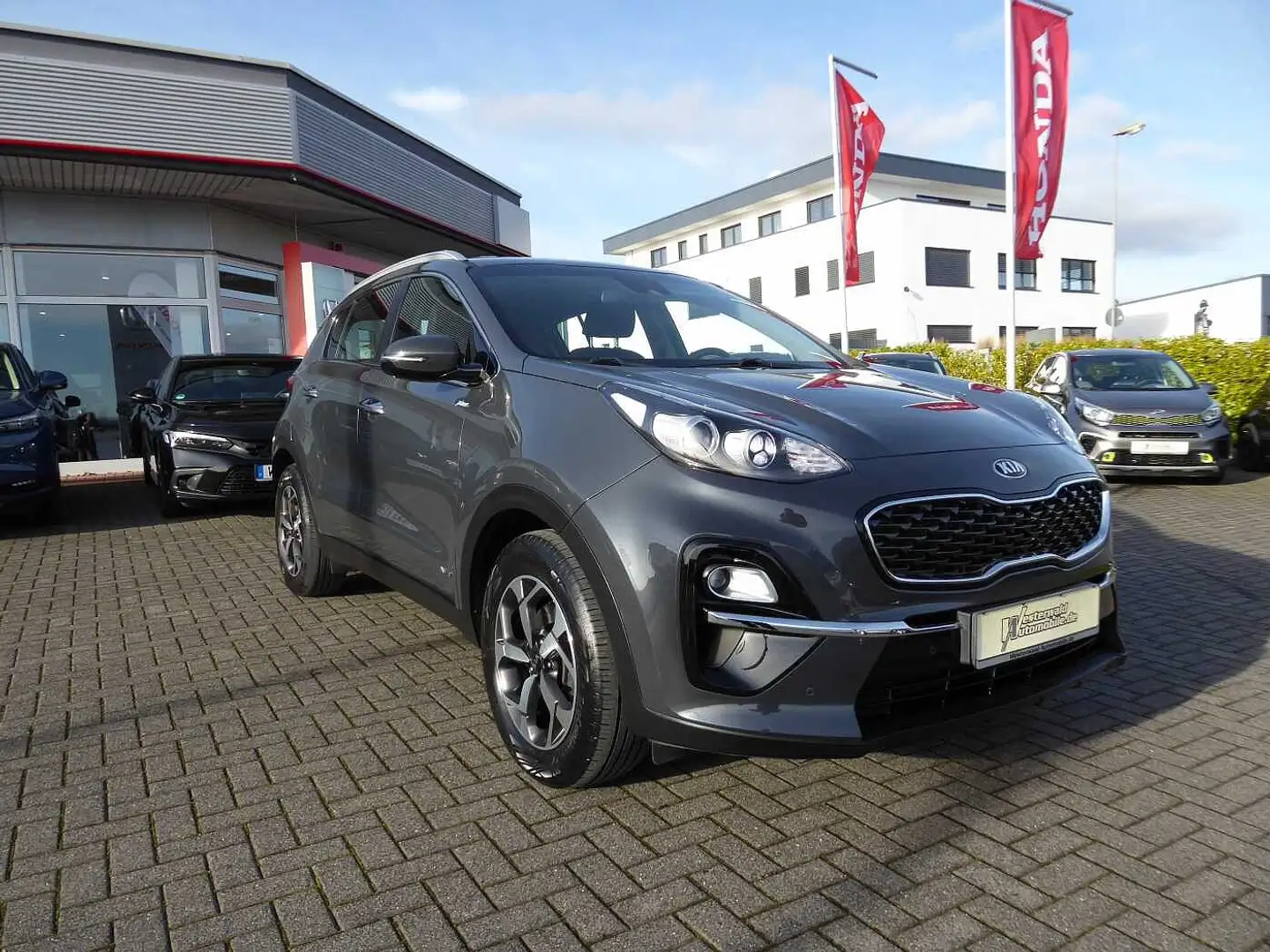 Kia Sportage 1.6 T-GDI AWD DCT VISION / KOMFORT-P. Grau - 2
