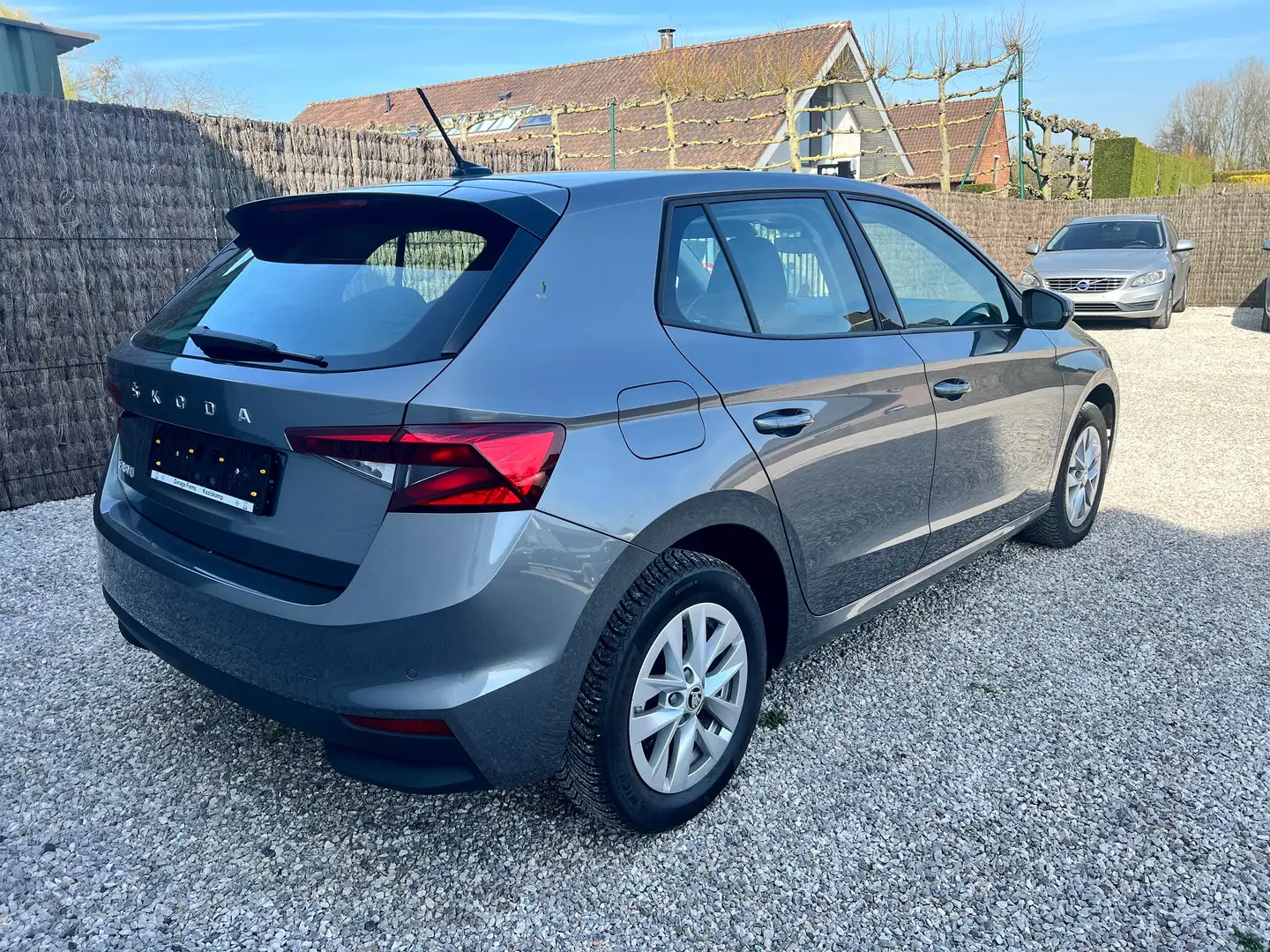 Skoda Fabia 1.0 TSI Ambition DSG Grijs - 2