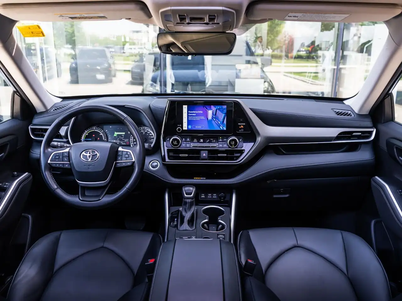 Toyota Highlander снимка Toyota Highlander