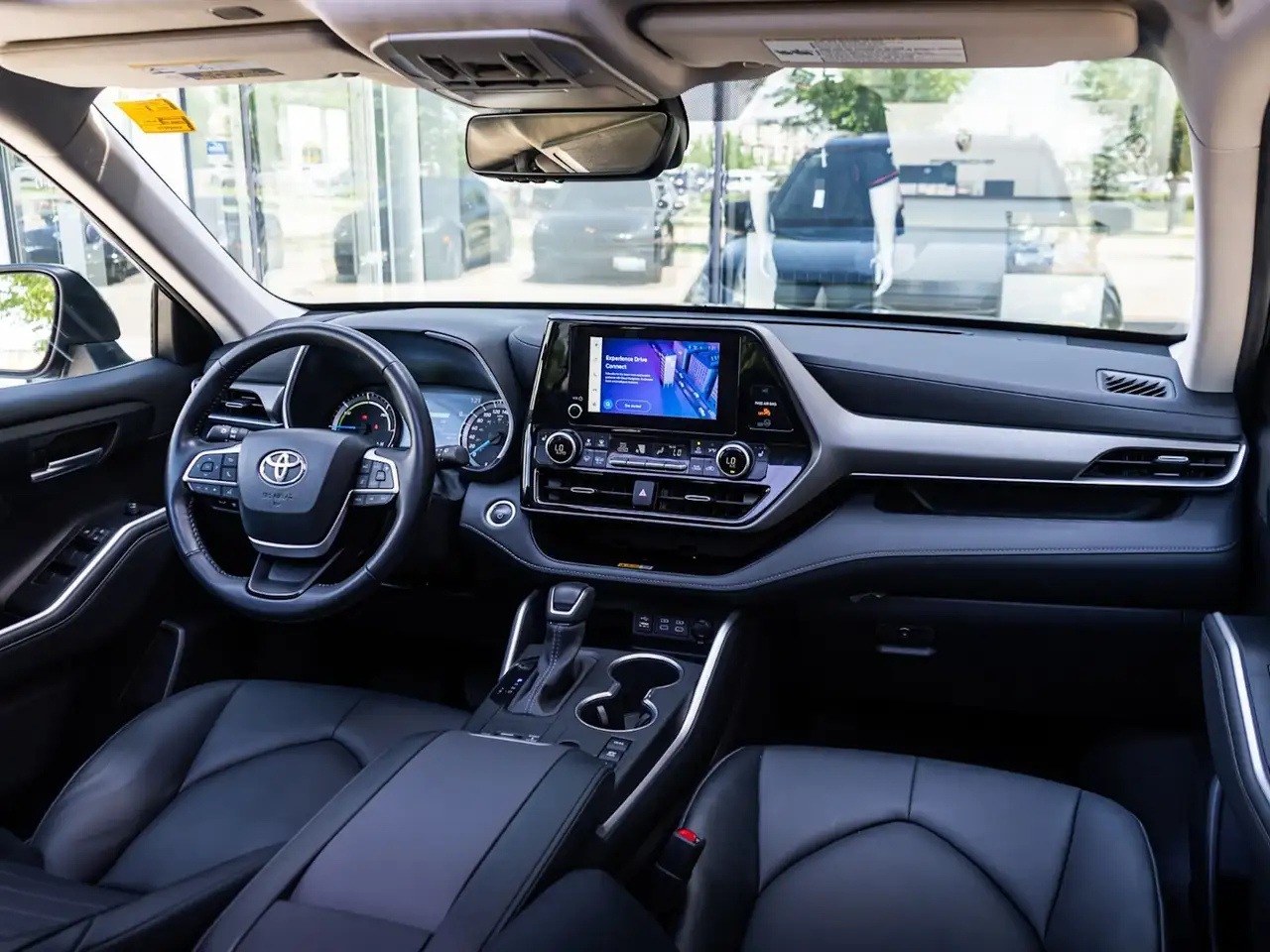 Toyota Highlander снимка Toyota Highlander