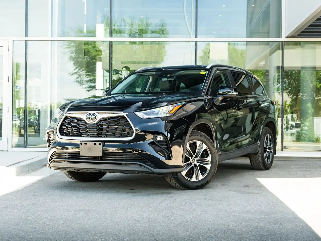 Toyota Highlander снимка Toyota Highlander