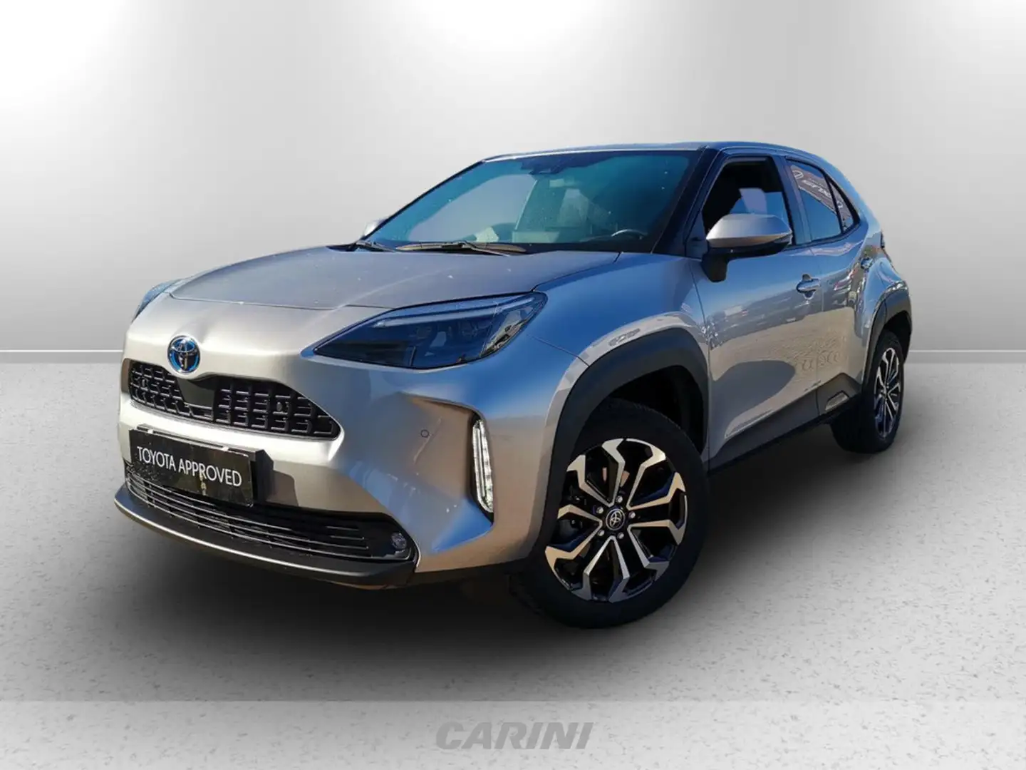 Toyota Yaris Cross 1.5h trend fwd 116cv e-cvt Grijs - 1