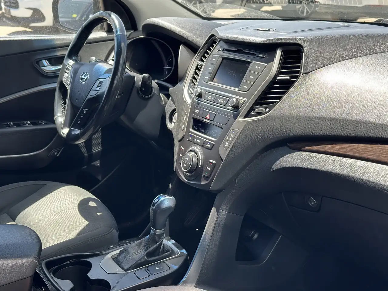Hyundai SANTA FE снимка Hyundai SANTA FE