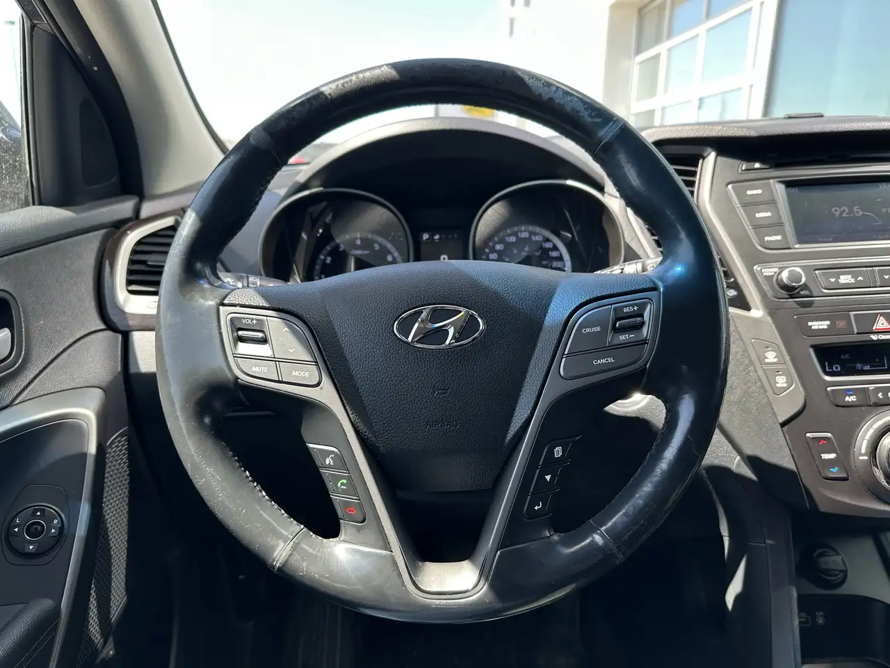 Hyundai SANTA FE снимка Hyundai SANTA FE