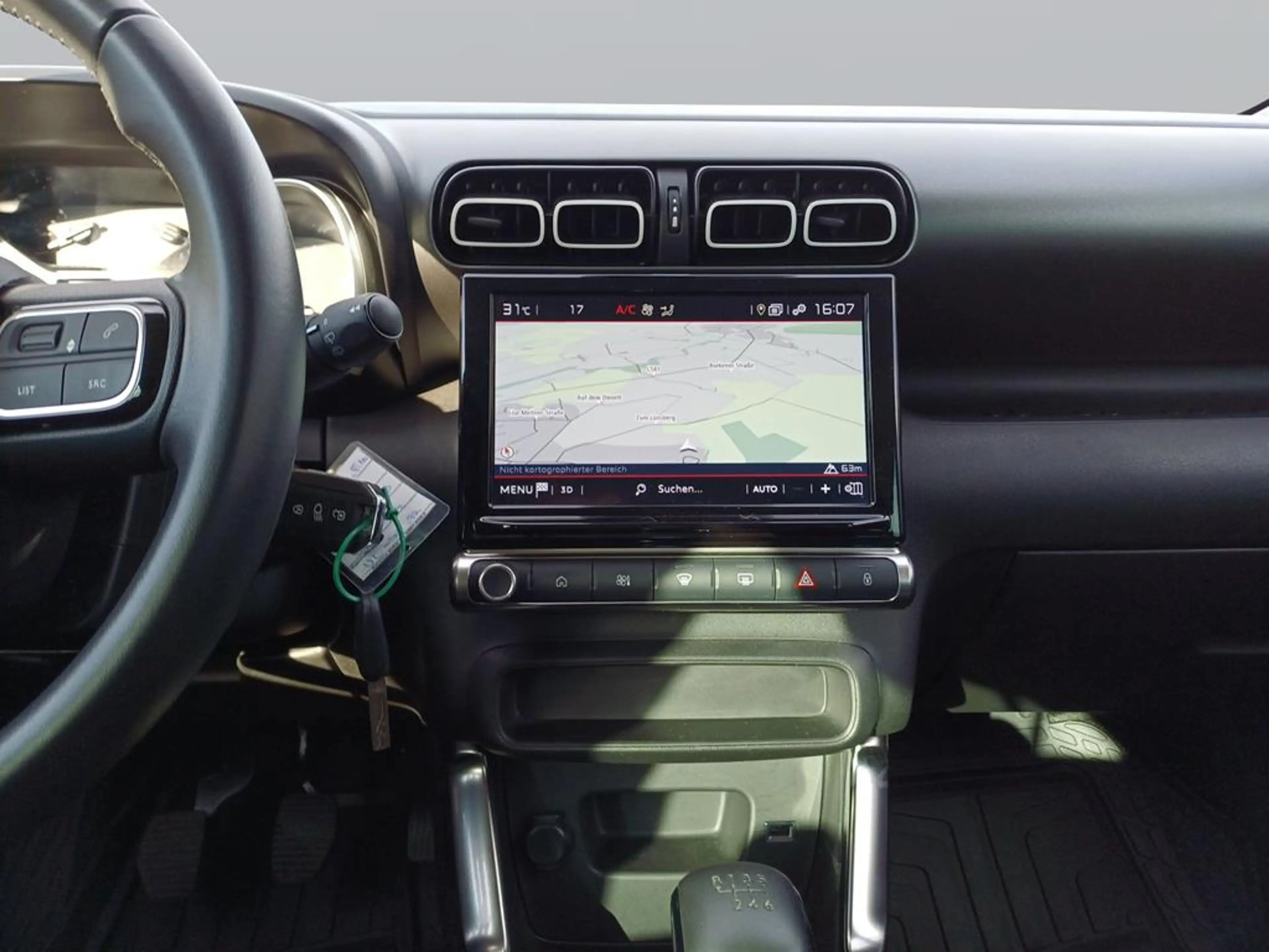 Citroen C3 Aircross PureTech 110 S&S Shine — photo 12