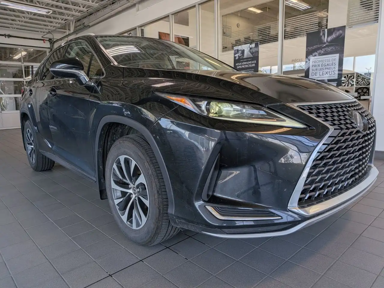 Lexus RX photo Lexus RX