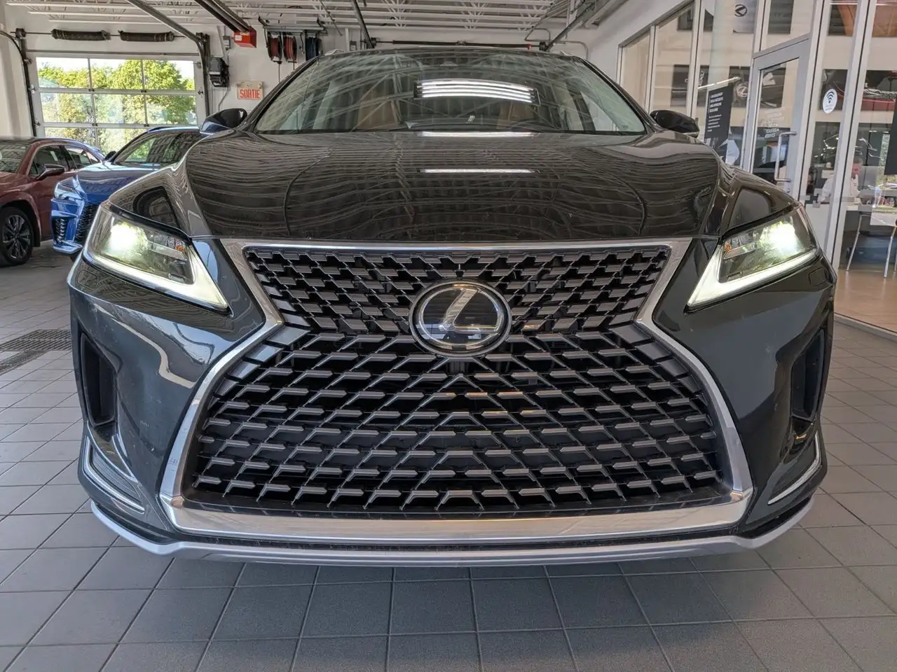 Lexus RX photo Lexus RX