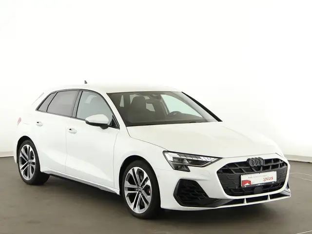 Audi S3 view 9