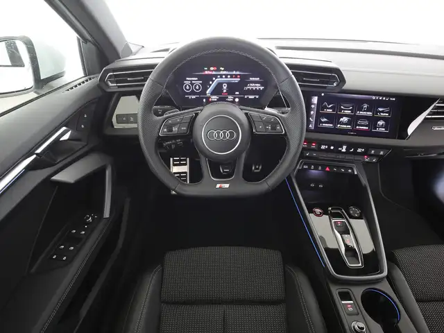 Audi S3 view 10