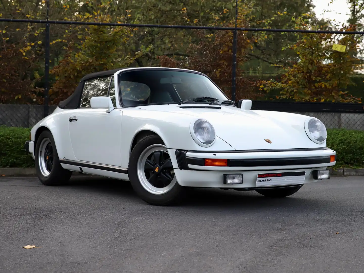 Porsche 911 3.0 SC Cabriolet I Full Restoration I Drivers Car Білий - 2