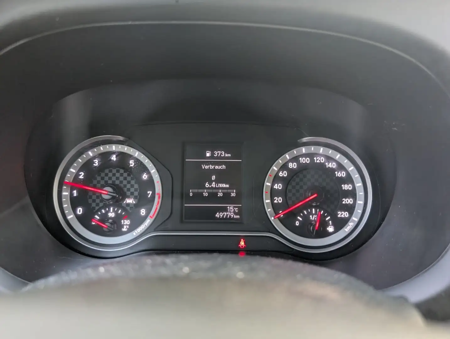 Hyundai i10 Select 4.Türig/1.Hand/Klimaanlage/Temp./PDC/SHZ Ezüst - 2