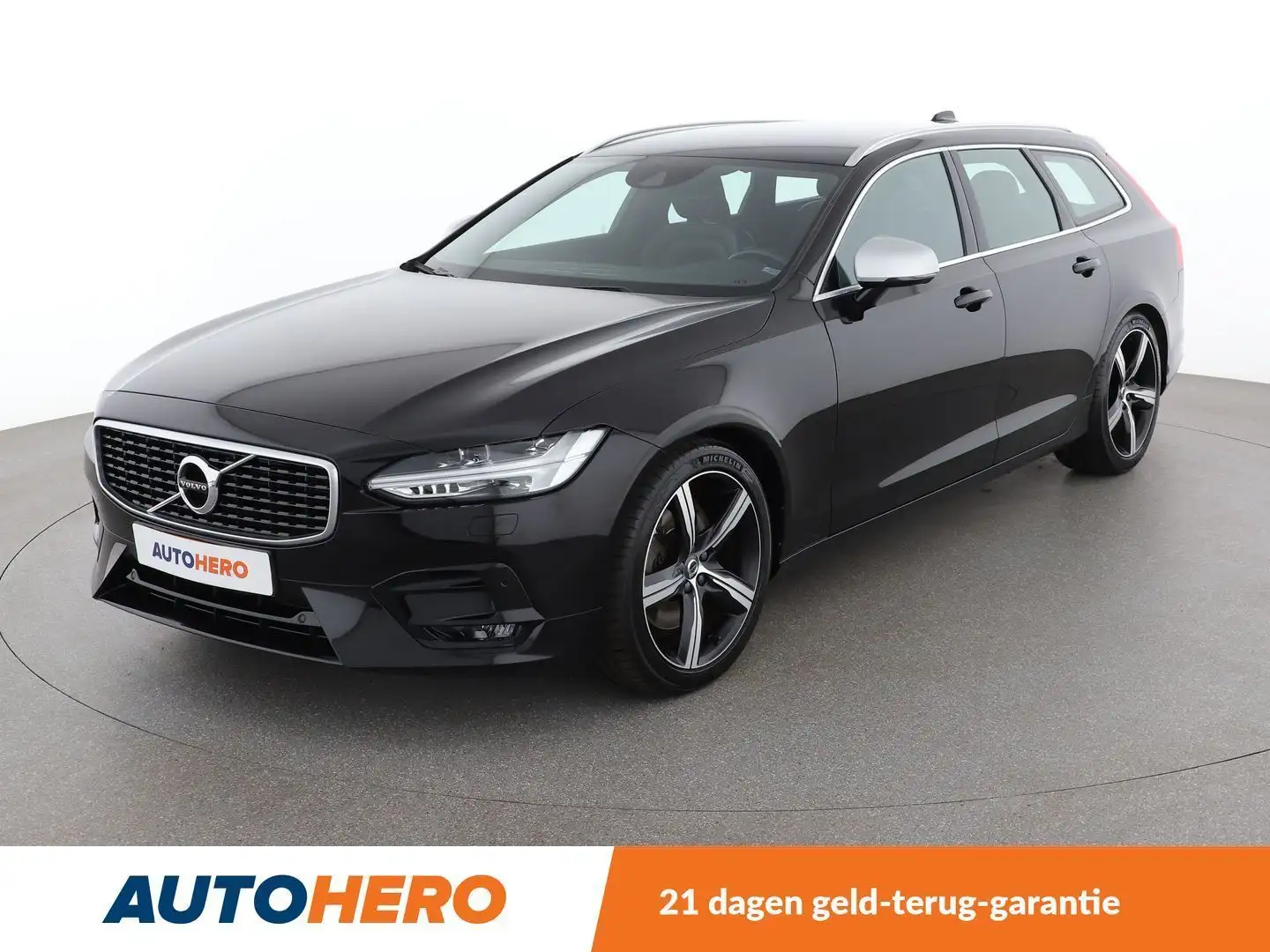 Volvo V90 2.0 T4 R-Design Zwart - 1