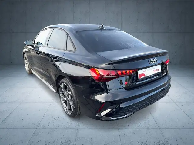 Audi A3 view 4