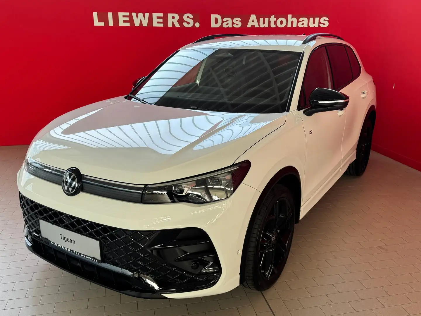 Volkswagen Tiguan Sport TDI DSG Weiß - 1