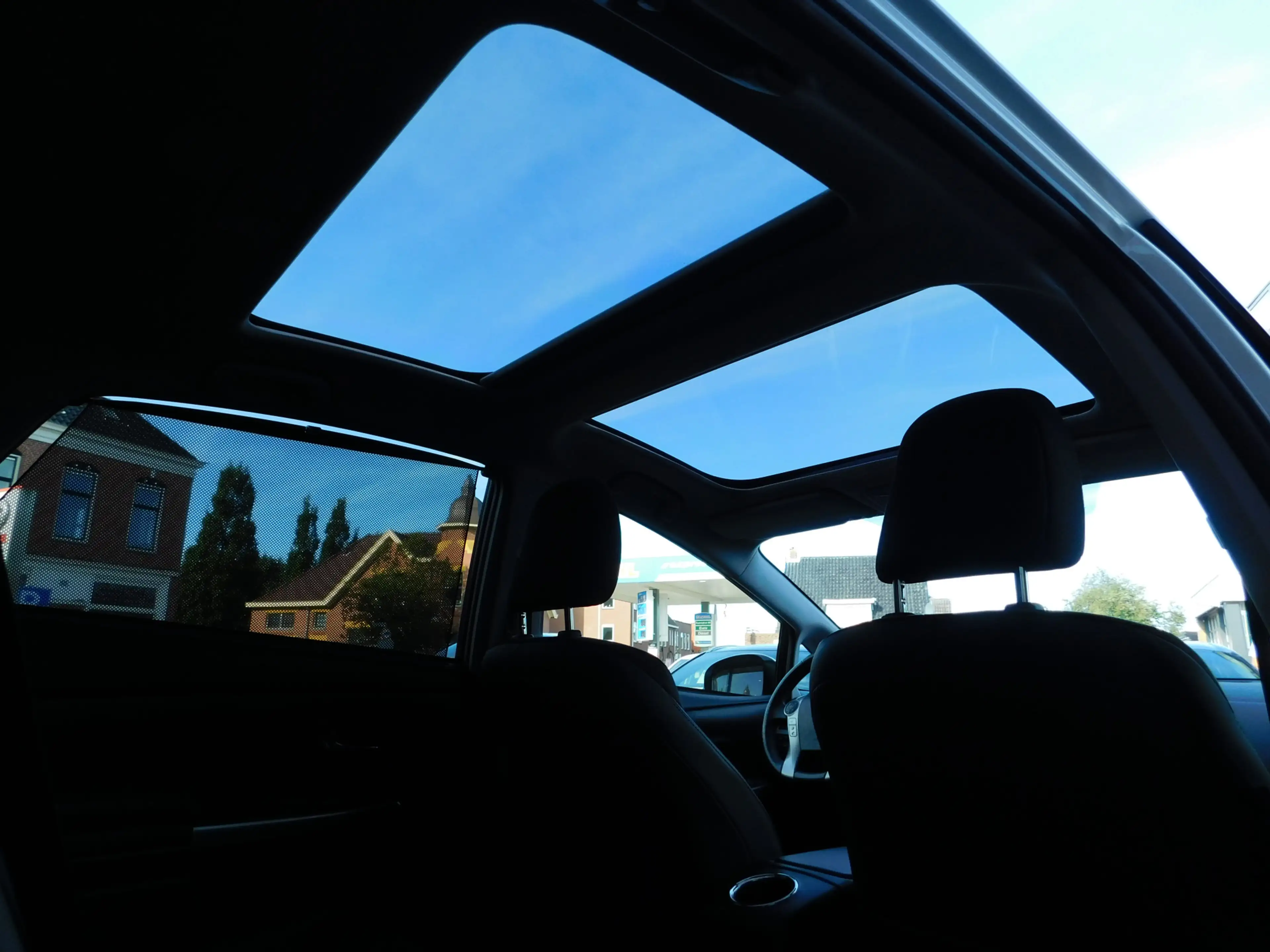 Toyota Prius+ 1.8 SkyView Edition — photo 17