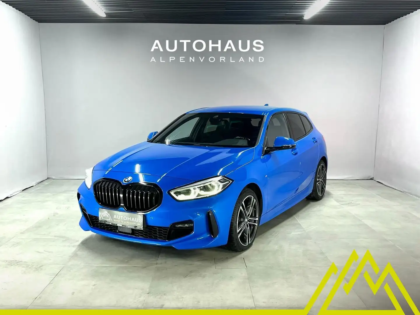 BMW 118 d M-Sport Aut. ***LED | Navi | Kameras*** Blau - 1