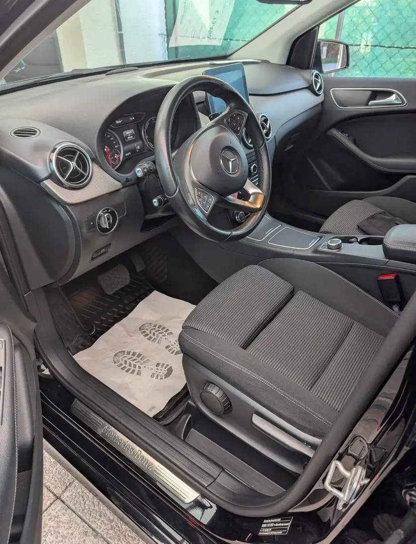 Mercedes-Benz B Electric Drive B 250 eDrive (242.890) Schwarz - 2