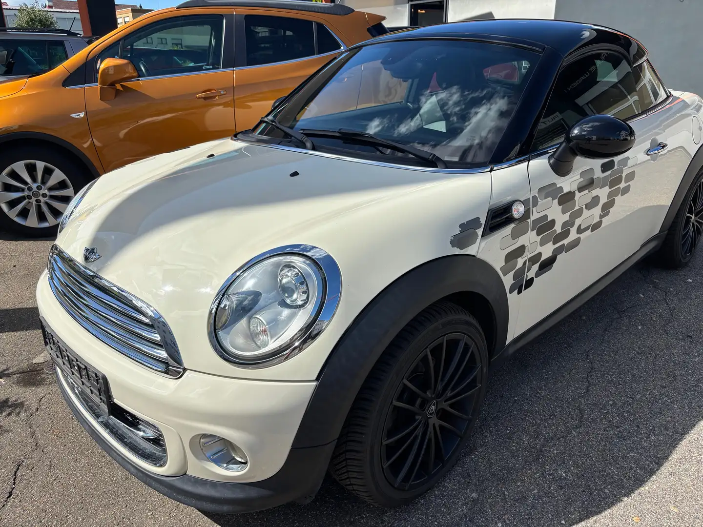 MINI Cooper Coupe MINI COUPE Navi.... Bílá - 1