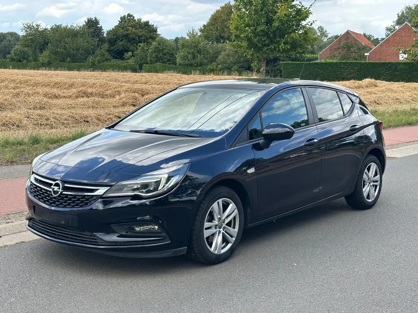 Opel Astra 1.0 Turbo ECOTEC Edition S/S (EU6.2) Noir - 1