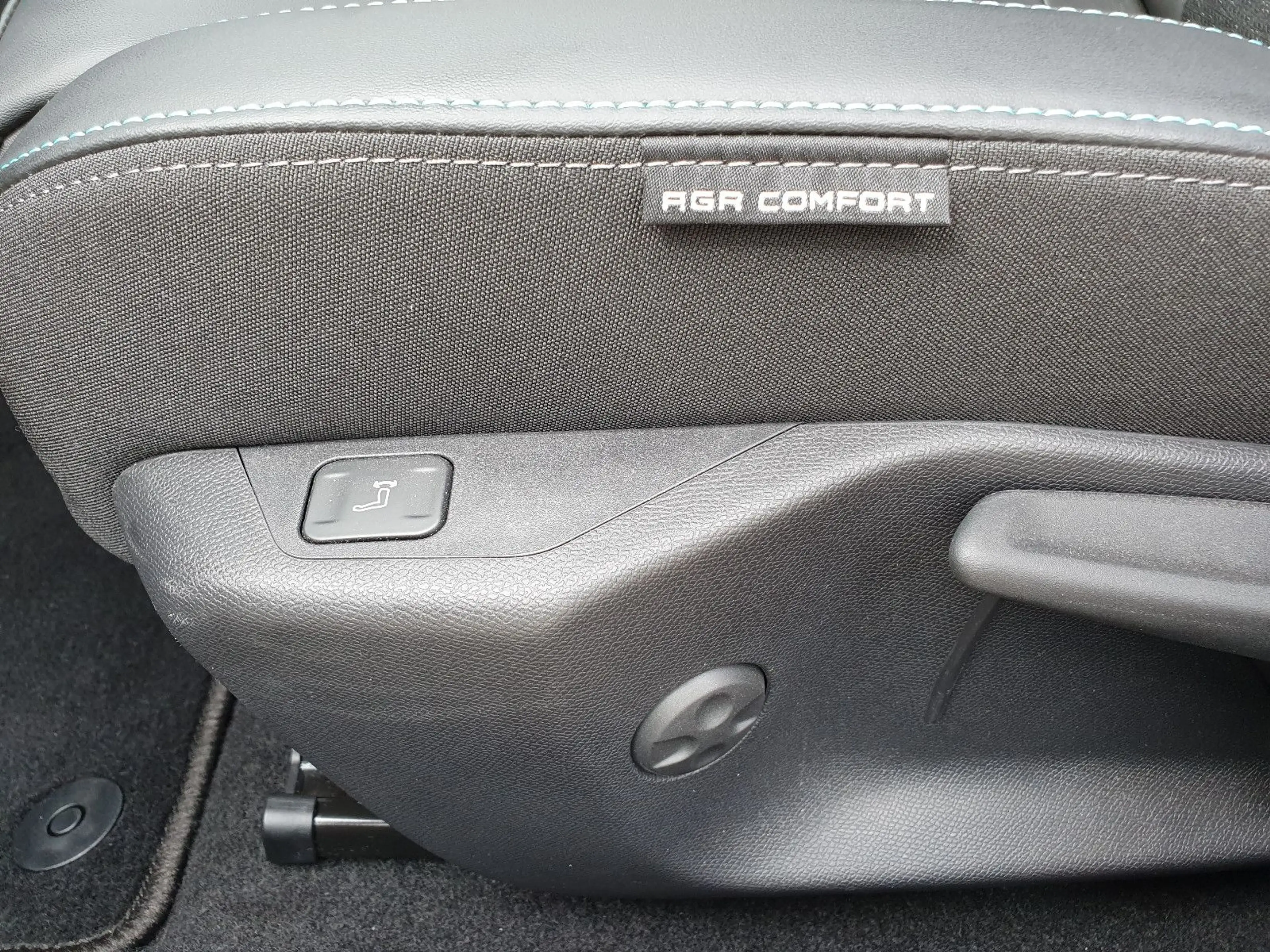 Peugeot 308 Allure 130 SITZHEIZUNG 180°K. ACC NAVI DAB+ — photo 10