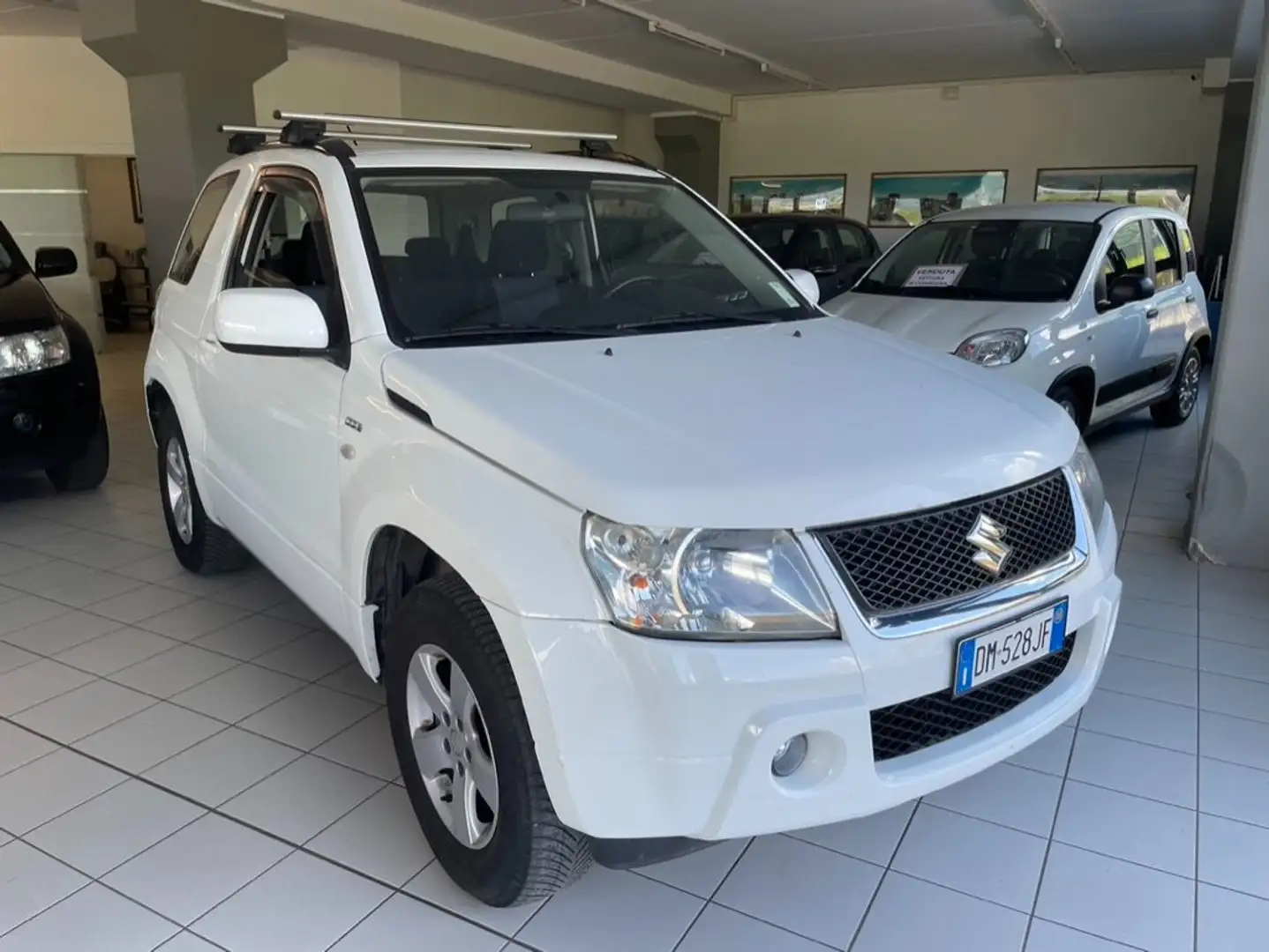 Suzuki Grand Vitara 3p 1.9 ddis 4WD RIDOTTE GUIDABILE DAI NUOVI PATENT Blanco - 1