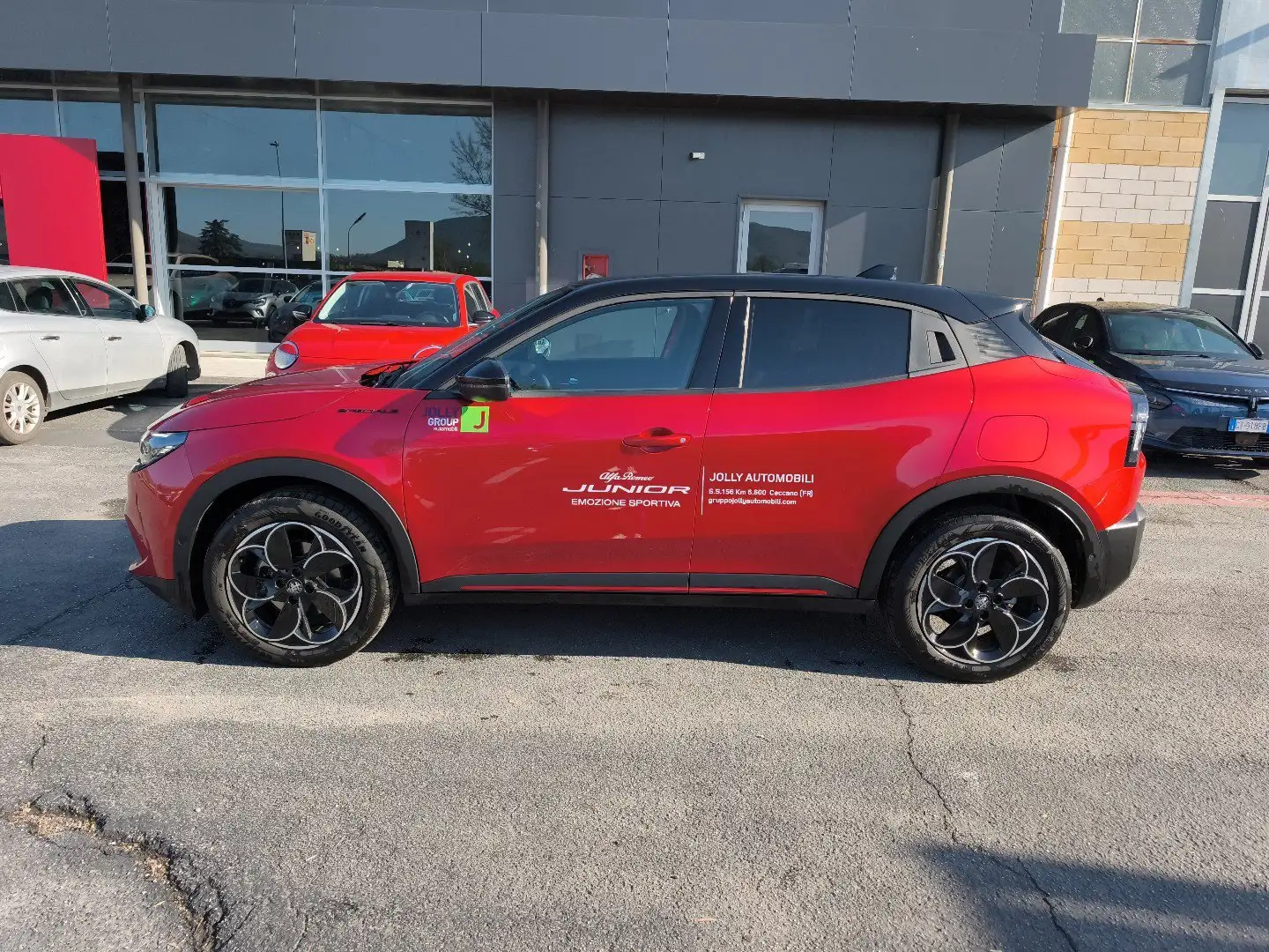 Alfa Romeo Junior SPECIALE BEV 156cv - 115k 100% Elettrica Rouge - 2