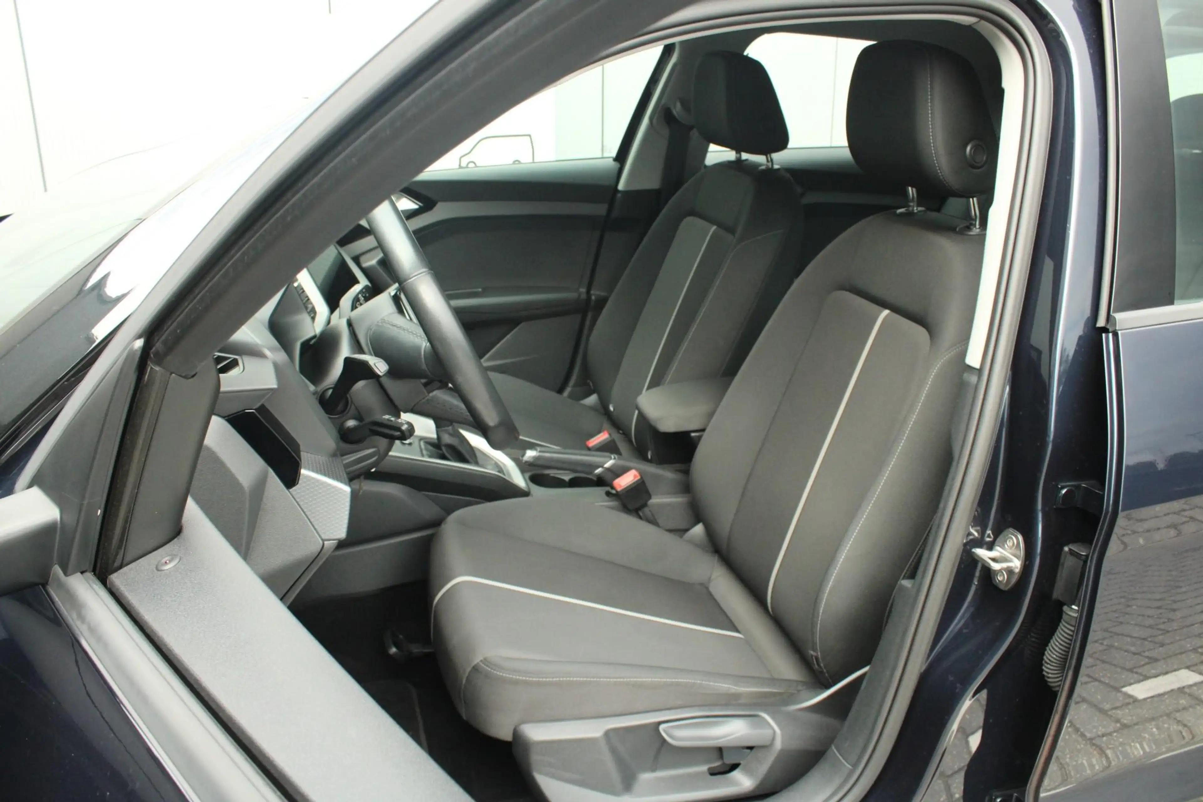Audi A1 Sportback 30 TFSI 110pk S-Tronic Advanced edition — photo 4