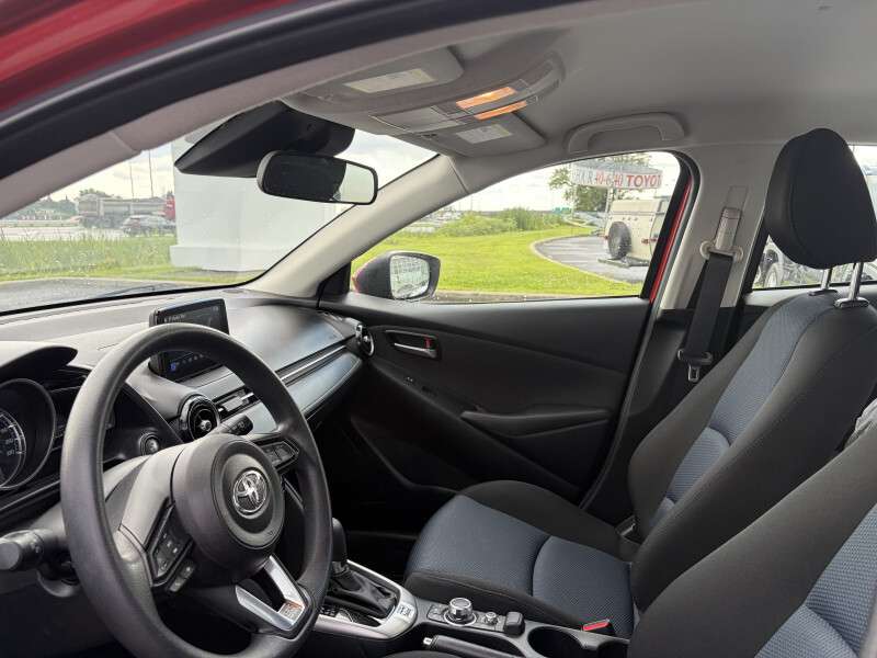 2020 Toyota Yaris BASE — снимка 1