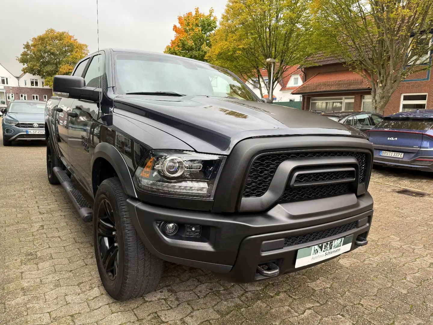 Dodge RAM 1500 WARLOCK Grau - 2
