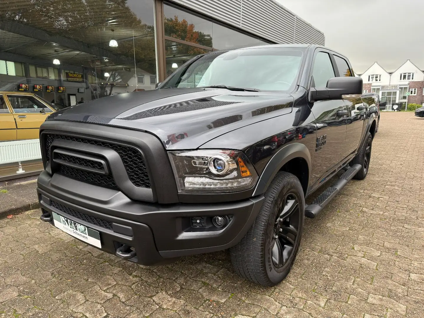 Dodge RAM 1500 WARLOCK Grau - 1