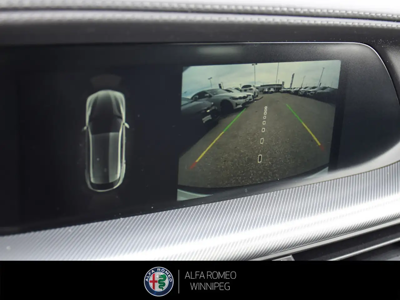 Alfa Romeo Stelvio снимка Alfa Romeo Stelvio